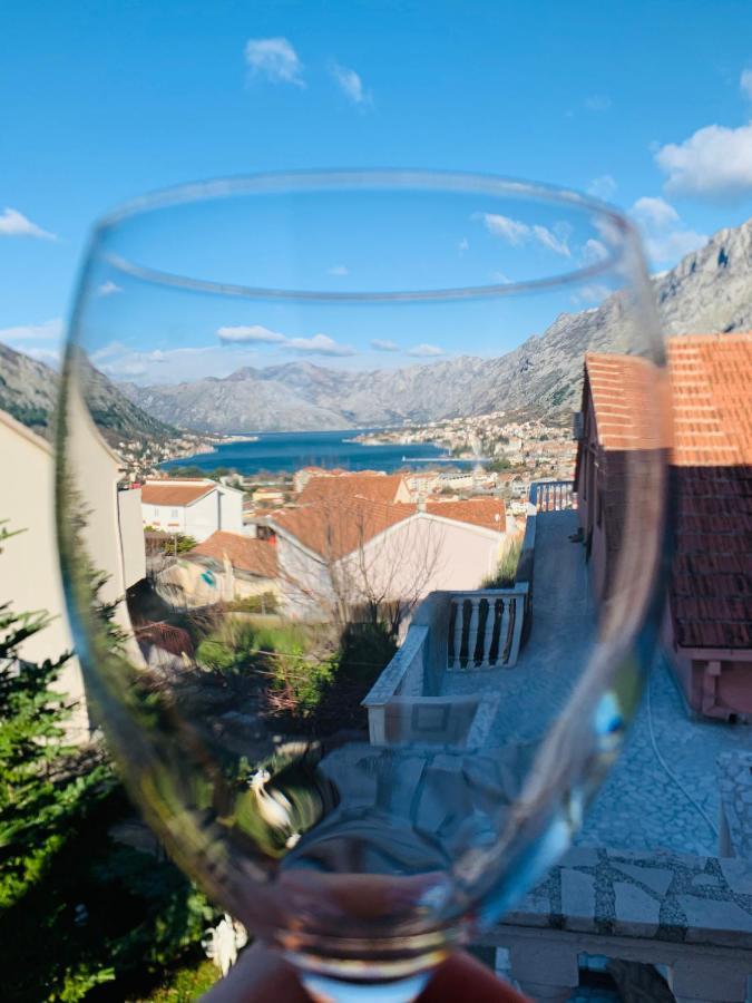 Gara 5 Kotor Exterior foto