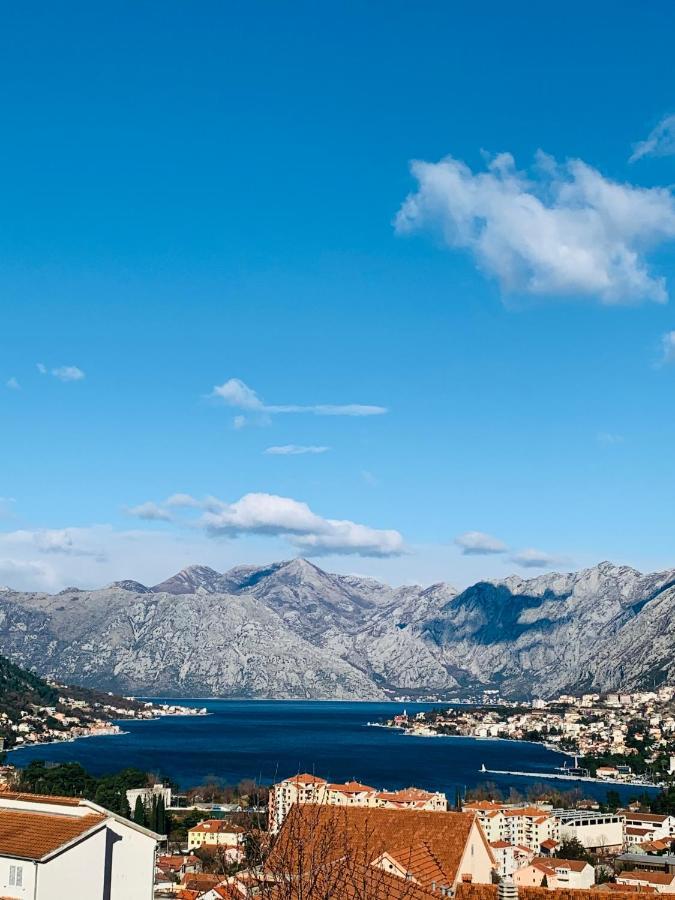 Gara 5 Kotor Exterior foto